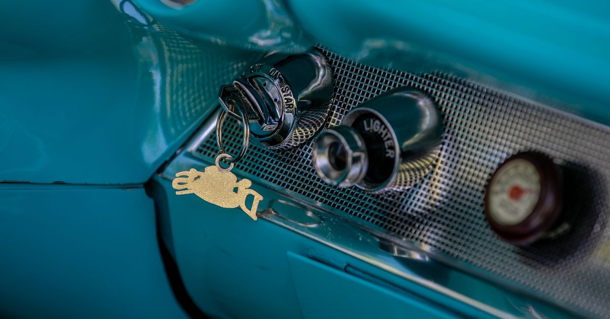 Chevrolet car key fob — Flushing Locksmith