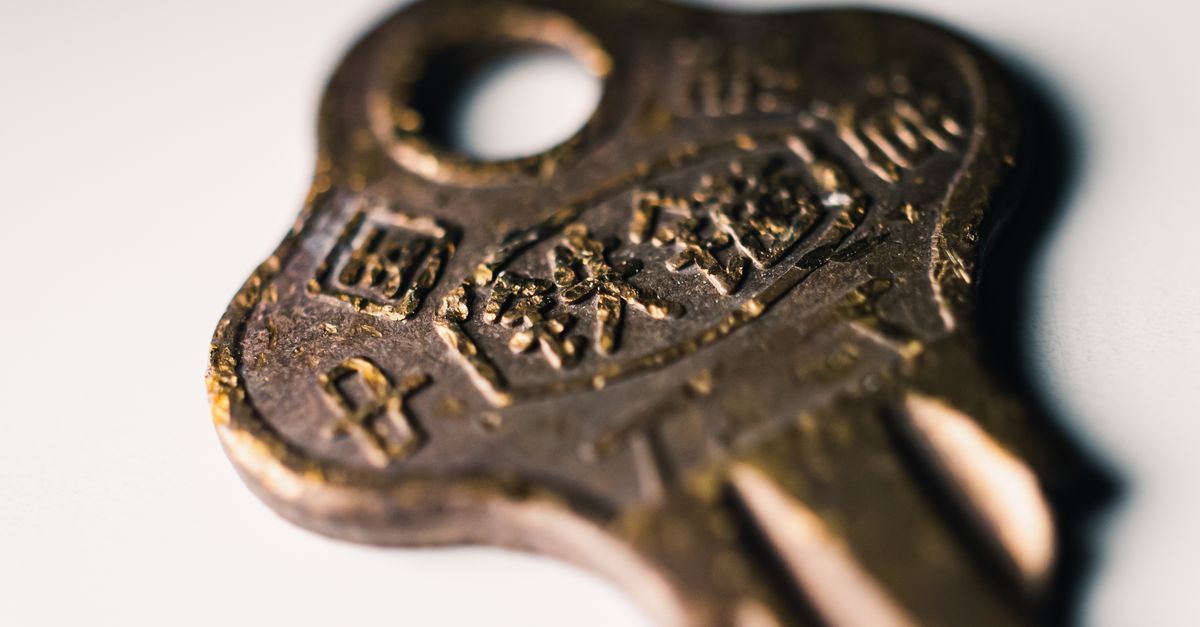 Who Is the Cheapest Locksmith in Queens — and How to Spot Fake Low Prices — Flushing Locksmith