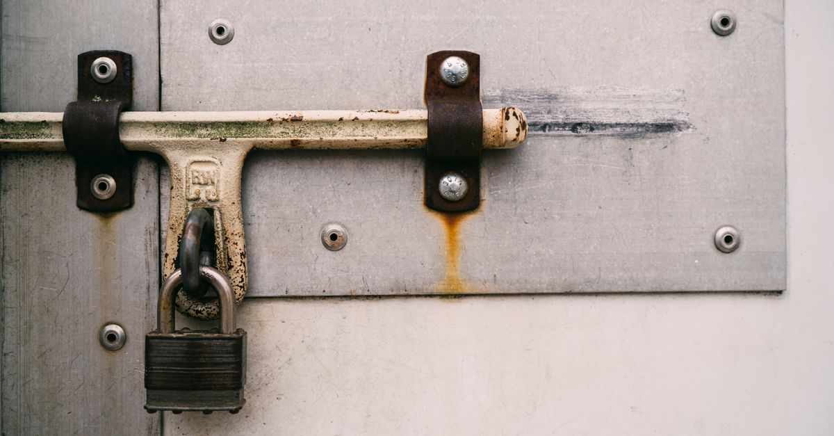 How Much Should an Emergency Locksmith Cost Near Me in Queens? — Flushing Locksmith